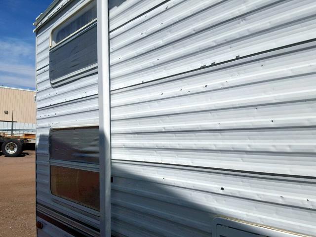 4X4FWDD266R334852 - 2006 WILD LE CAMPER WHITE photo 9