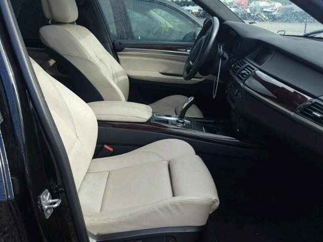 5UXZW0C5XCL666183 - 2012 BMW X5 XDRIVE3 BLACK photo 5