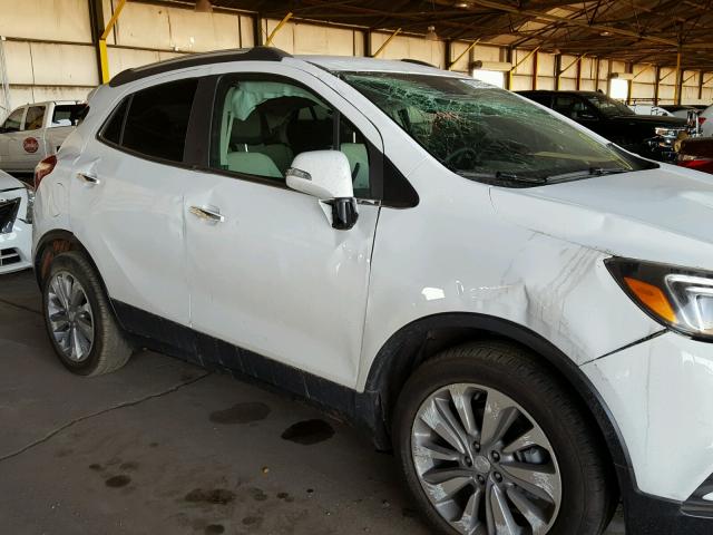 KL4CJASB3JB589706 - 2018 BUICK ENCORE PRE WHITE photo 9