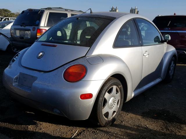 3VWDD21C1XM448391 - 1999 VOLKSWAGEN NEW BEETLE 银色 照片 4