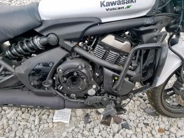 JKAENEC17JDA01369 - 2018 KAWASAKI EN650 C WHITE photo 7