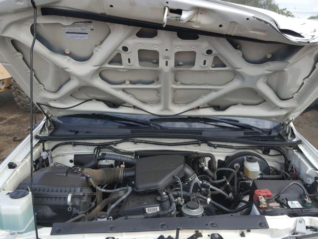 5TETX62N17Z410451 - 2007 TOYOTA TACOMA PRE WHITE photo 7