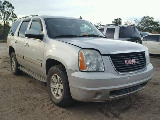 1GKS1AE00BR281854 - 2011 GMC YUKON SLE SILVER photo 1