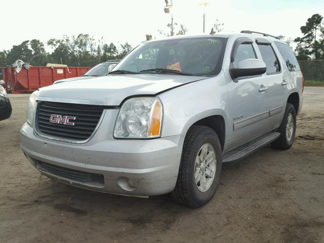 1GKS1AE00BR281854 - 2011 GMC YUKON SLE SILVER photo 2