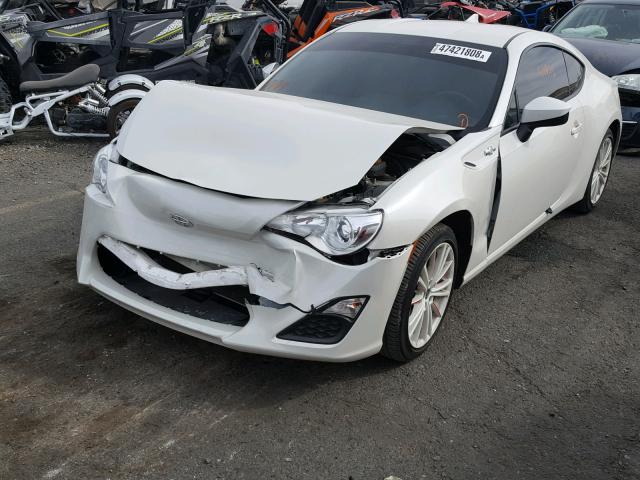 JF1ZNAA14G8708498 - 2016 TOYOTA SCION FR-S WHITE photo 2