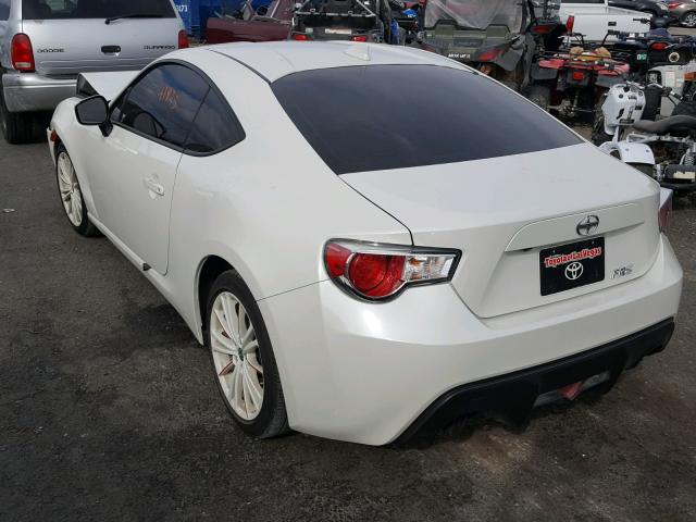 JF1ZNAA14G8708498 - 2016 TOYOTA SCION FR-S WHITE photo 3