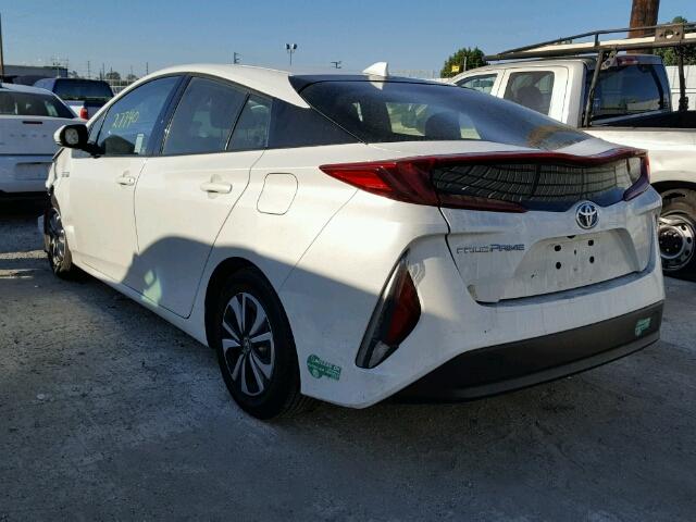JTDKARFP2H3043876 - 2017 TOYOTA PRIUS PRIM თეთრი ფოტო 3