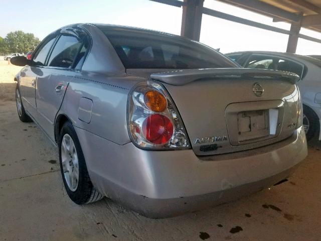 1N4AL11D42C257317 - 2002 NISSAN ALTIMA BAS SILVER photo 3