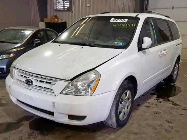 KNDMG4C31A6334627 - 2010 KIA SEDONA LX WHITE photo 2