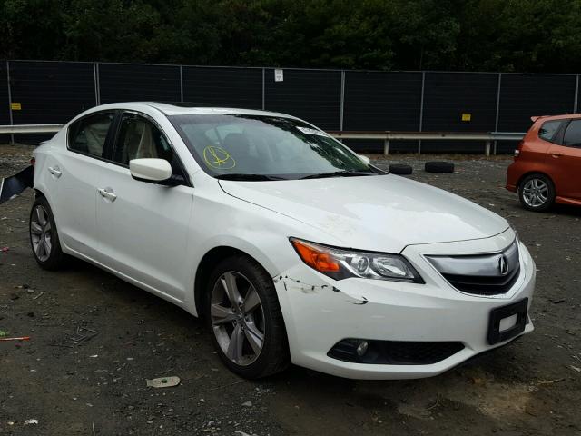 19VDE1F70FE002854 - 2015 ACURA ILX 20 TEC WHITE photo 1