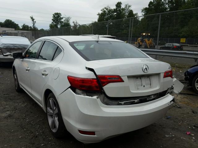 19VDE1F70FE002854 - 2015 ACURA ILX 20 TEC WHITE photo 3