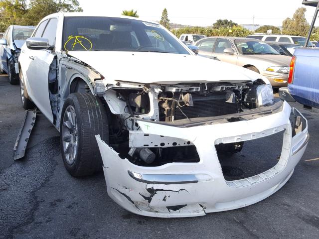 2C3CCAET0DH673955 - 2013 CHRYSLER 300C WHITE photo 1