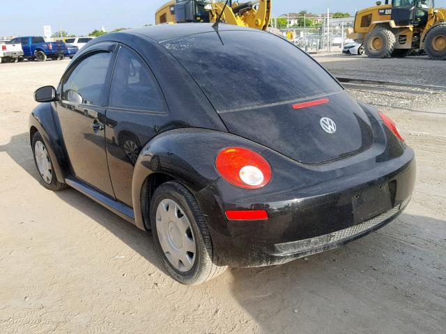 3VWPG3AG1AM009583 - 2010 VOLKSWAGEN NEW BEETLE შავი ფოტო 3