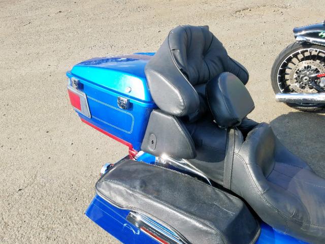 1HD1FC4187Y710622 - 2007 HARLEY-DAVIDSON FLHTCUI BLUE photo 6