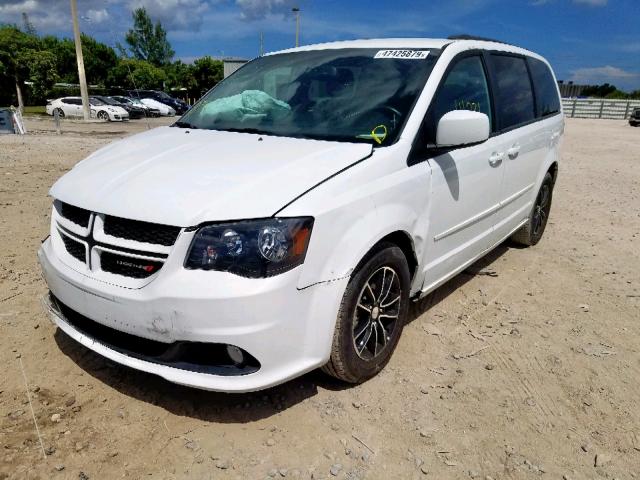 2C4RDGEG9HR813607 - 2017 DODGE GRAND CARA WHITE photo 2