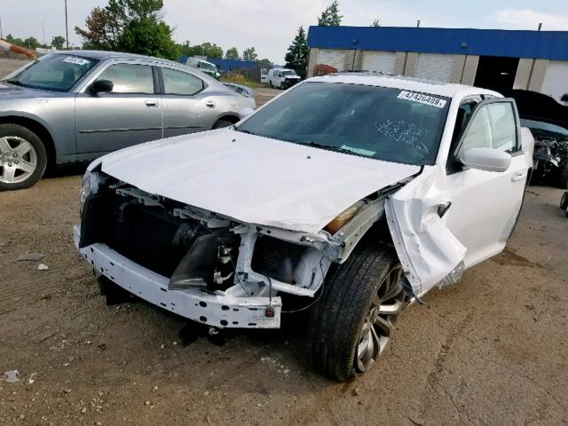 2C3CCABG9EH340341 - 2014 CHRYSLER 300 S WHITE photo 2