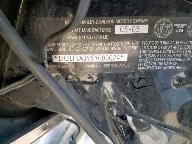 1HD1FCW195Y680024 - 2005 HARLEY-DAVIDSON FLHTCUI BLACK photo 10