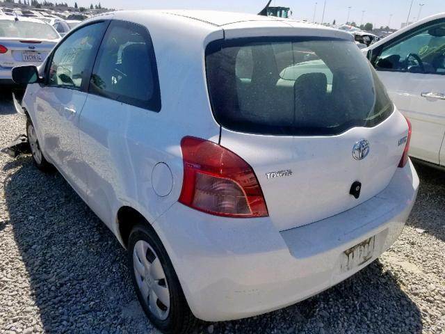 JTDJT923X85202026 - 2008 TOYOTA YARIS WHITE photo 3