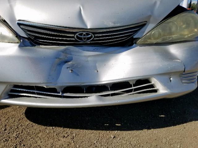 4T1BE32K25U981289 - 2005 TOYOTA CAMRY LE SILVER photo 9