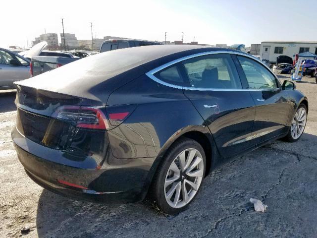 5YJ3E1EA0JF126562 - 2018 TESLA MODEL 3 BLACK photo 4