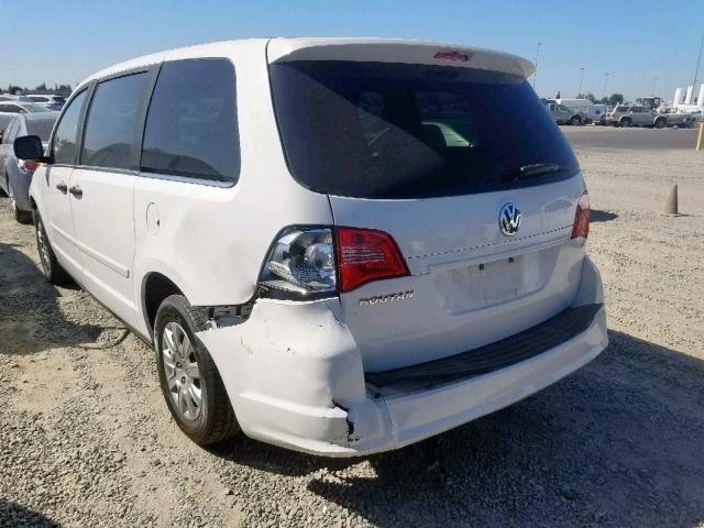 2V8HW44119R574772 - 2009 VOLKSWAGEN ROUTAN S WHITE photo 3