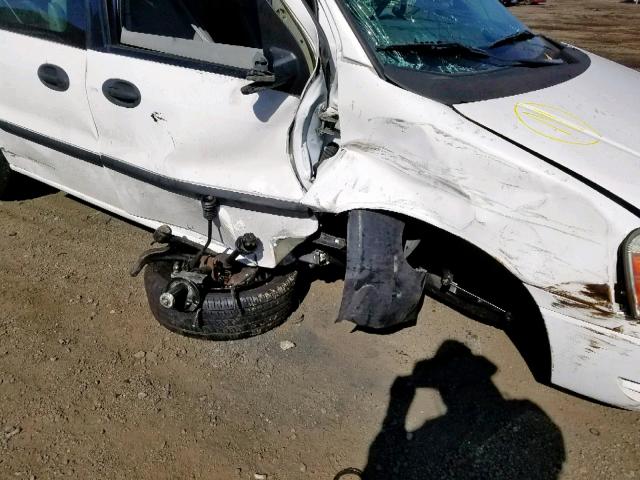 2FMZA50685BA32475 - 2005 FORD FREESTAR S WHITE photo 9