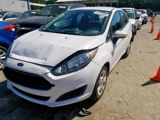 3FADP4BJ4EM154523 - 2014 FORD FIESTA SE WHITE photo 2