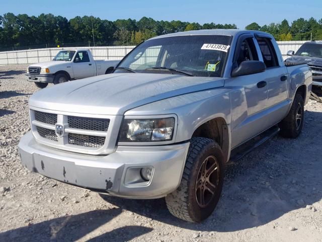 1D7RE3GK8BS520915 - 2011 DODGE DAKOTA SLT SILVER photo 2