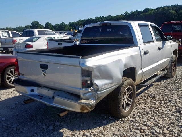 1D7RE3GK8BS520915 - 2011 DODGE DAKOTA SLT SILVER photo 4