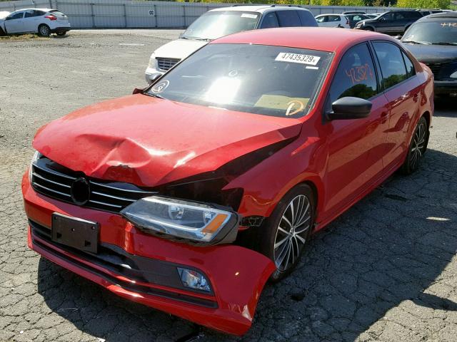 3VWB17AJ9GM243316 - 2016 VOLKSWAGEN JETTA SPOR RED photo 2