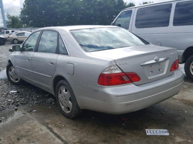 4T1BF28B44U384660 - 2004 TOYOTA AVALON XL SILVER photo 3