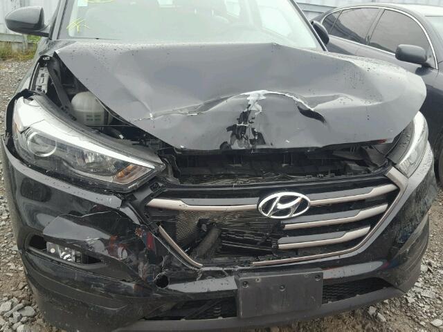 KM8J23A49GU232094 - 2016 HYUNDAI TUCSON SE BLACK photo 9