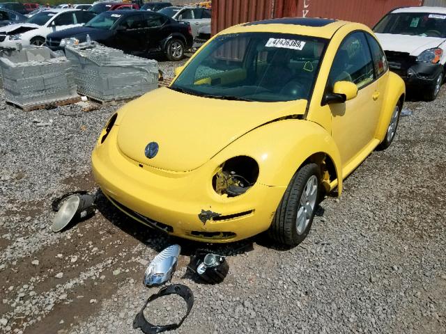 3VWRW31C37M510086 - 2007 VOLKSWAGEN NEW BEETLE YELLOW photo 2