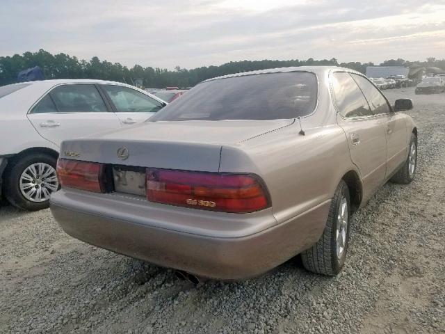 JT8VK13T3P0155940 - 1993 LEXUS ES 300 GOLD photo 4