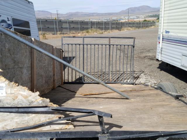 10NV1486 - 2010 UTILITY TRAILER SILVER photo 5