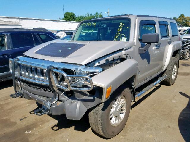 5GTDN13E078151635 - 2007 HUMMER H3 GRAY photo 2