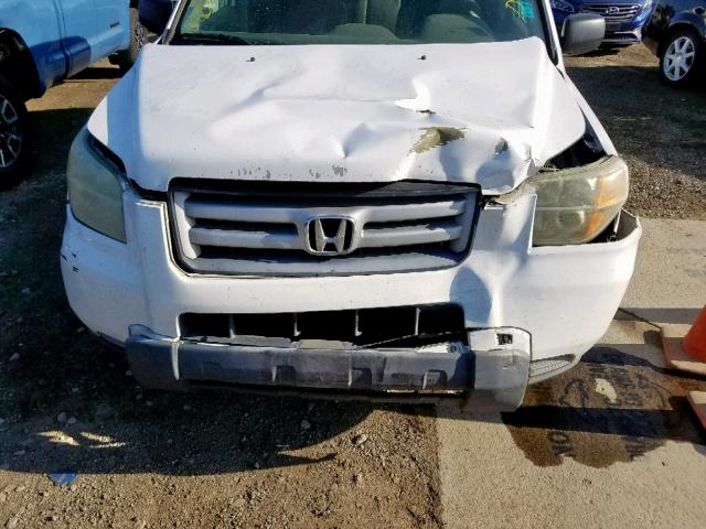 5FNYF281X6B026190 - 2006 HONDA PILOT LX WHITE photo 7