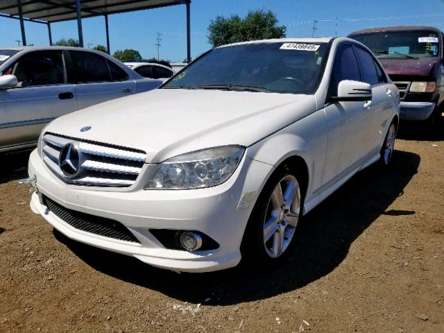 WDDGF5EB2AF467722 - 2010 MERCEDES-BENZ C 300 WHITE photo 2