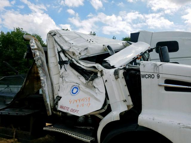 4V5KC9GF97N486786 - 2007 VOLVO VHD WHITE photo 9