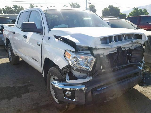 5TFEY5F13HX226967 - 2017 TOYOTA TUNDRA CRE WHITE photo 1