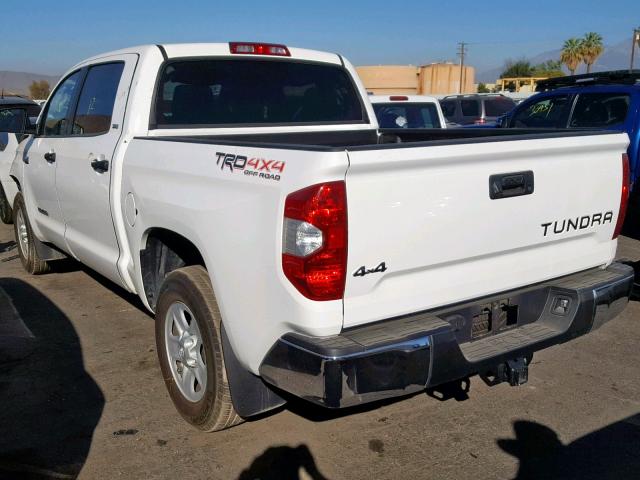 5TFEY5F13HX226967 - 2017 TOYOTA TUNDRA CRE WHITE photo 3