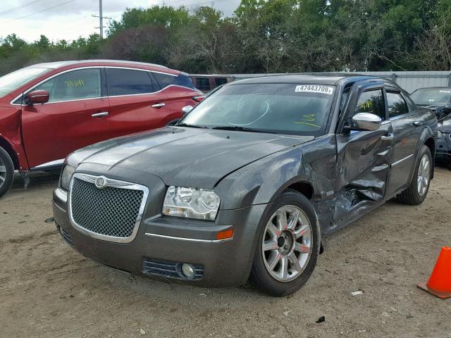 2C3CA5CV6AH143180 - 2010 CHRYSLER 300 TOURIN CHARCOAL photo 2