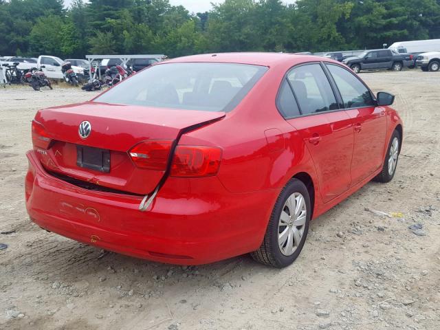 3VW2K7AJXEM393090 - 2014 VOLKSWAGEN JETTA BASE RED photo 4