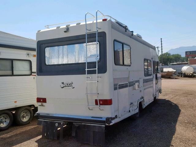 1GDKP37N5L3500340 - 1990 GMC MOTOR HOME WHITE photo 4