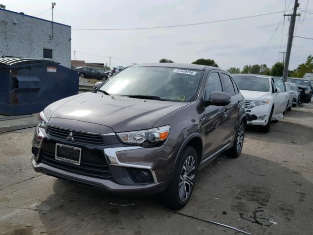 JA4AP3AU0HZ014100 - 2017 MITSUBISHI OUTLANDER CHARCOAL photo 2