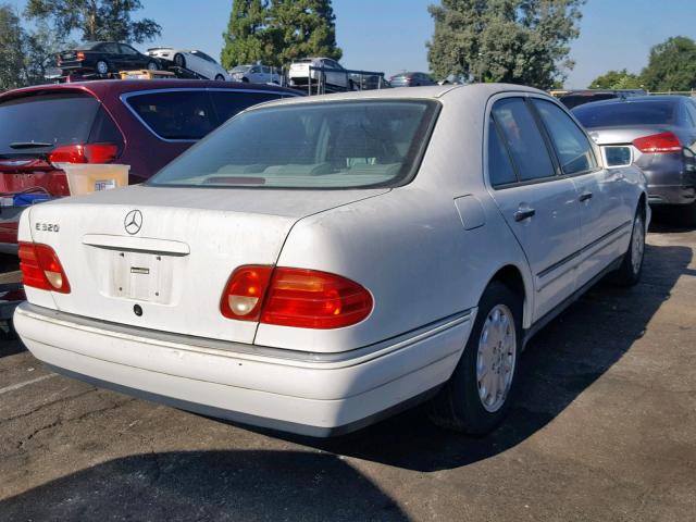 WDBJF65H7XA803346 - 1999 MERCEDES-BENZ E 320 WHITE photo 4