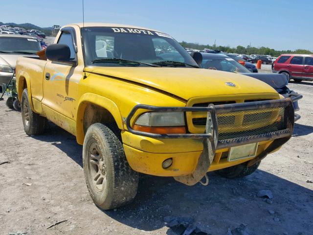 1B7GG26Y8XS139603 - 1999 DODGE DAKOTA YELLOW photo 1