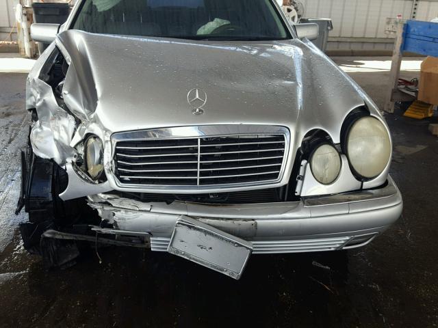 WDBJF65HXXA727220 - 1999 MERCEDES-BENZ E 320 SILVER photo 7