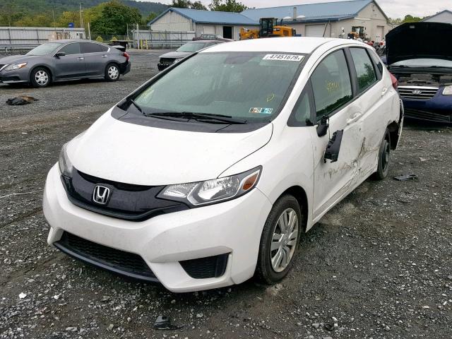 3HGGK5H5XFM731211 - 2015 HONDA FIT LX WHITE photo 2