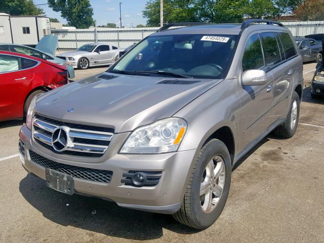 4JGBF71E37A217634 - 2007 MERCEDES-BENZ GL 450 4MA SILVER photo 2